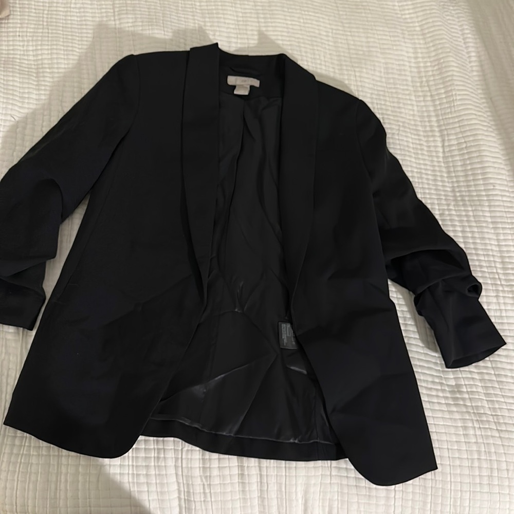 H&M Fitted Black Blazer